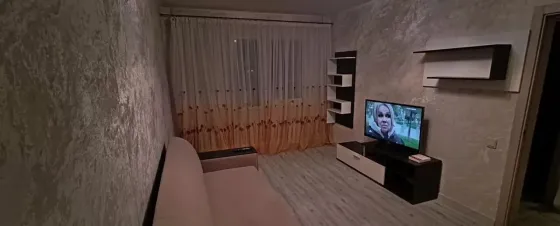 сдам 2ух комнатную квартиру Донецк