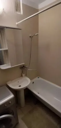 сдам 2ух комнатную квартиру Донецк