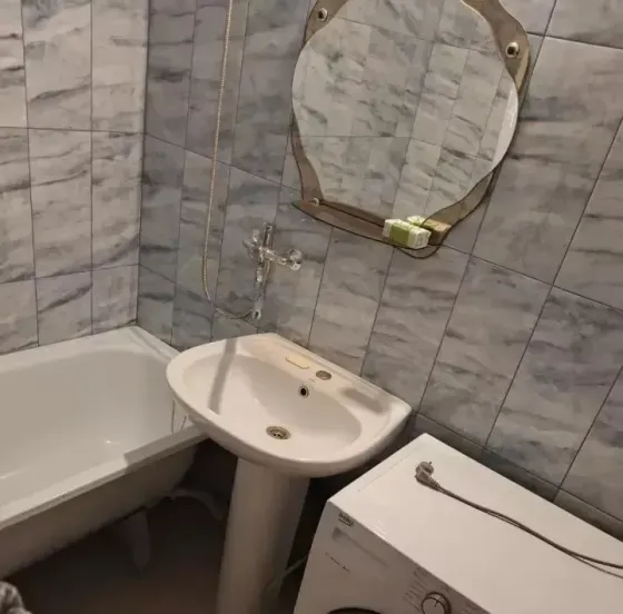 сдам 2ух комнатную квартиру Донецк