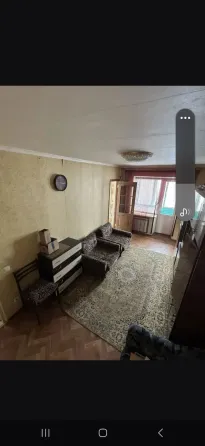 Продам 2 ком.кв-ру, г. Макеевка, Червоногвардейский р-н, 10 магазин Макеевка