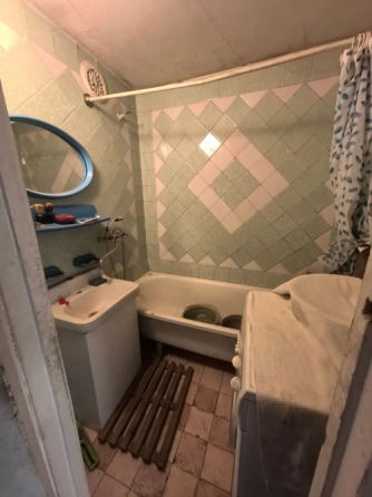 Продам трёхкомнатную квартиру Донецк