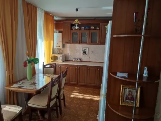 Сдам 3-х комнатную квартиру, Ленинский р-н Донецк