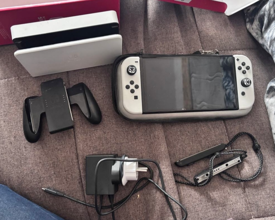 Nintendo Switch Oled с играми Донецк