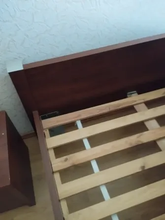 Кровать двухспальную с матрасом Донецк