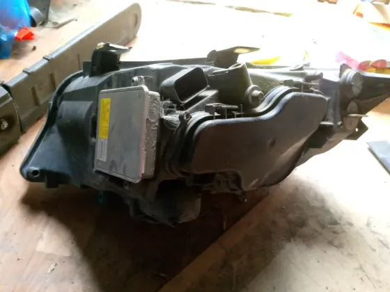 Фара правая bme e90 Донецк