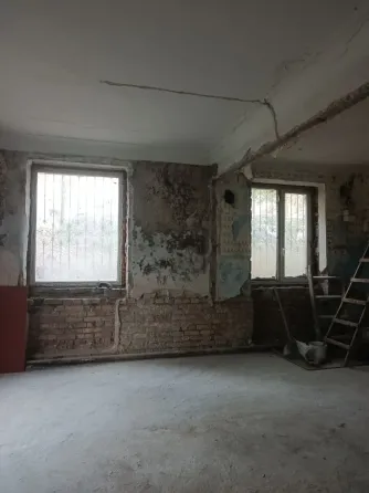 Продам коммерческое помещение 105 кв м ул. Луговцова,7. Донецк