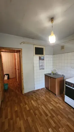 Продается 1к.кв. ул.Артема (ор-р Шахтерская площадь) Донецк