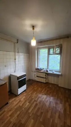 Продается 1к.кв. ул.Артема (ор-р Шахтерская площадь) Донецк
