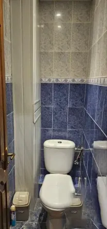 Продам трехкомнатную квартиру в Ленинском районе Донецк