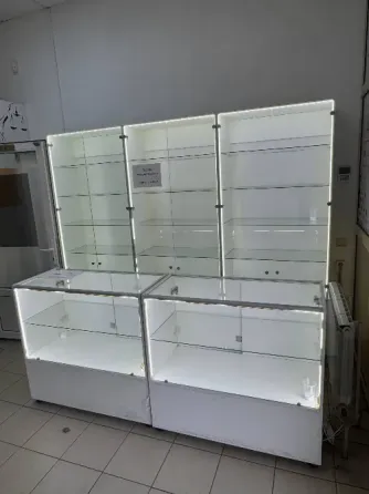 Продам торговые витрины Донецк