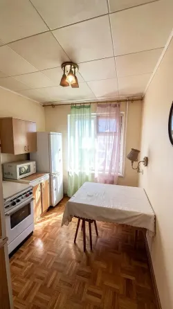 2 ком. кв. Калининский р-н, 5/9 Донецк