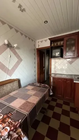 Продается 3-комнатная квартира в Ильичевском районе Мариуполь