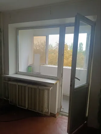 Продам однокомнатную квартиру в районе Донецк Сити Донецк
