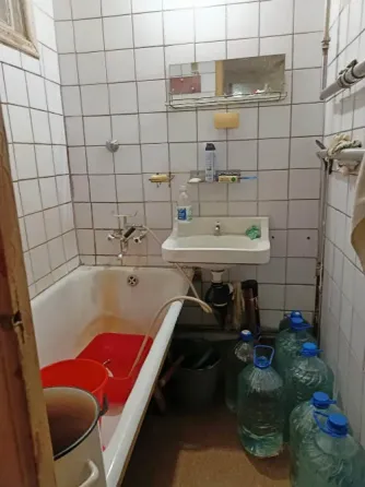 Продам 2х ком. кв-ру Майский рынок Донецк