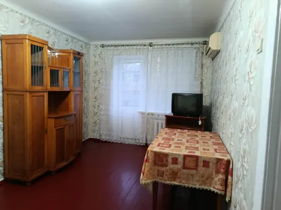 Продам 2х ком. кв-ру возле Покровского рынка Донецк