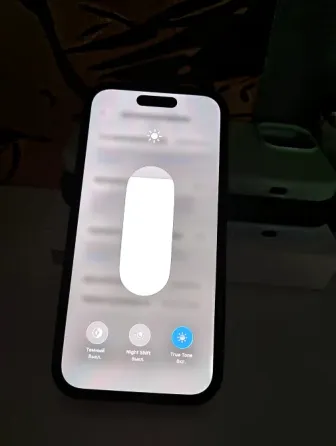 iPhone 15 128 GB, зелёный. Макеевка