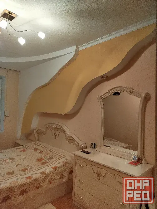 Продам 2х комнатную квартиру в Горняцком районе, остановка Западная Макеевка - изображение 4