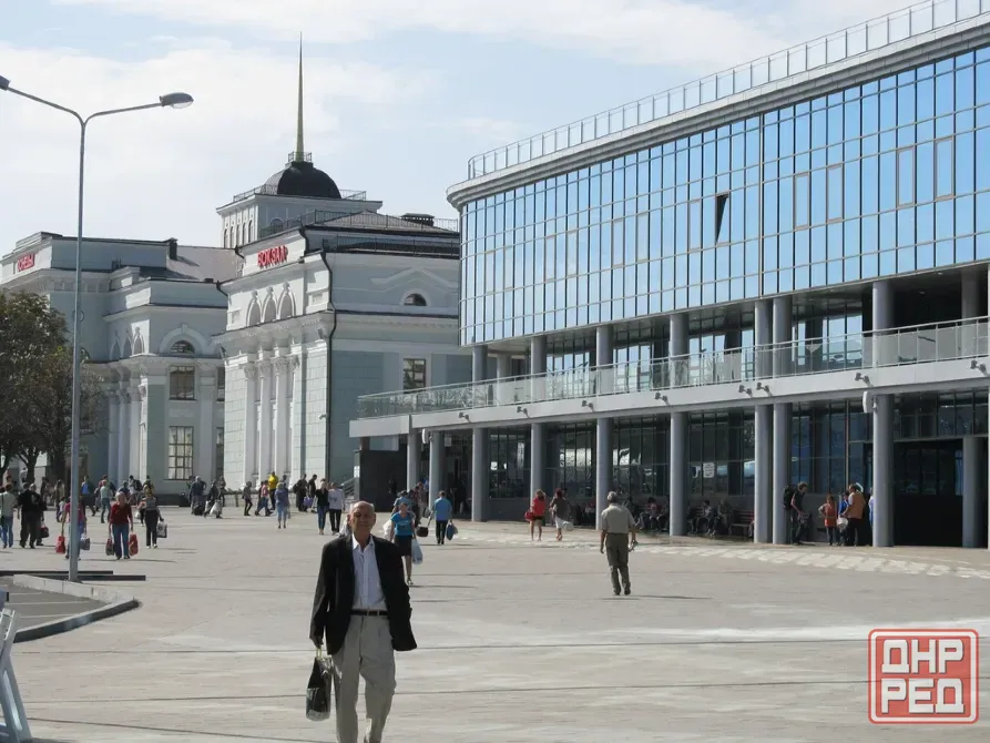 Продам отличную 2 к.кв На Жд вокзале с добротным ремонтом мебелью и техникой . Донецк - изображение 3