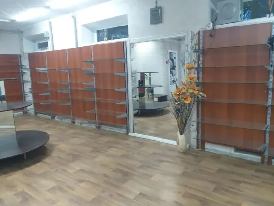 Продам Магазин на Жд 100 кв м с отдельным входом Донецк
