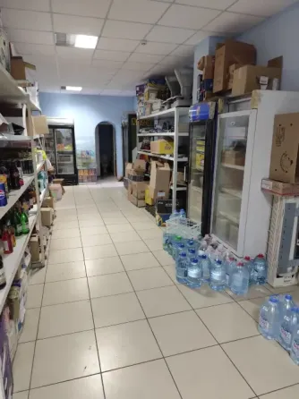 Продам Магазин с ремонтом 3 уровня Детский Мир отдельно стоящее здание.Без комиссии ! Торг ! Донецк