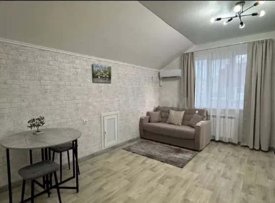 Сдам уютную квартиру однушку в Куйбышевском районе на Топазе. Донецк