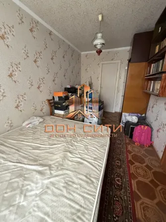 Сдается 2х комнатную квартиру, 3/5. Калининский район Донецк