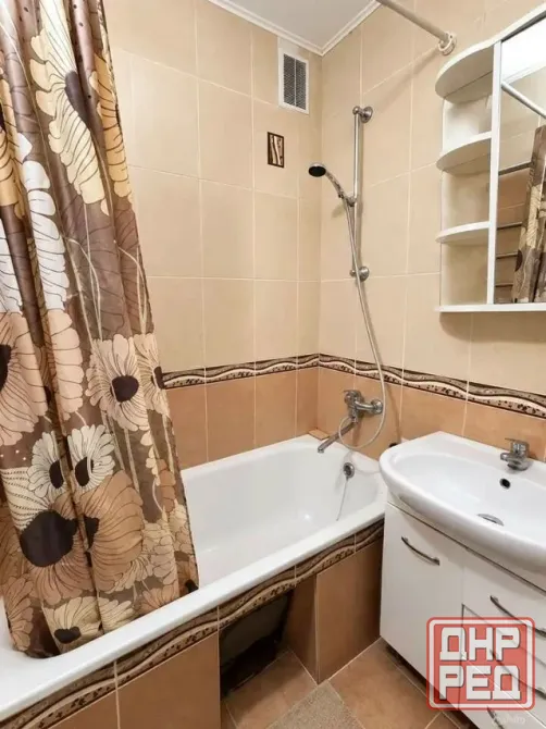 Сдаю двухкомнатную квартиру на долгий срок, 56кв.м2, 3 этаж. Донецк - изображение 5