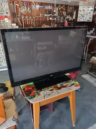 Продам телевизор LG 42PT-250-ZA на запчасти Макеевка