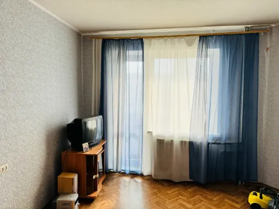 Продам отличную 2-ю квартиру по улице Челюскинцев, недалеко Донецк Сити! Донецк