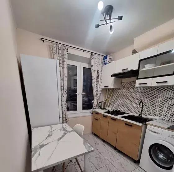 Сдаётся двухкомнатная квартира 38.0 м² этаж 1 г. Донецк Куйбышевский район Донецк