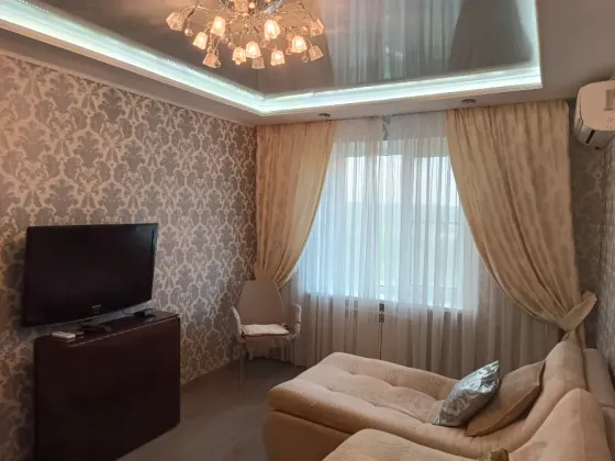 сдам 1 ком квартиру в куйбыш. р-не, стоматология, евро, все новое Донецк