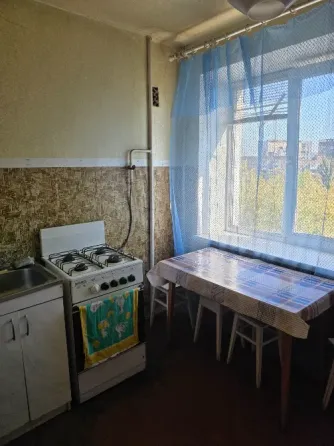 Продается 2 комнатная квартира Крытый рынок Ворошиловский р-н Донецк