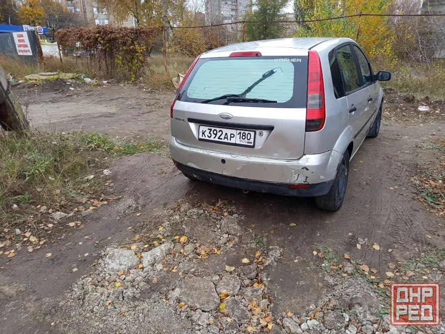 Продам машину Форд Фиеста 2005 года. Макеевка, м-н Зелёный. Машина на ходу. Макеевка - изображение 2