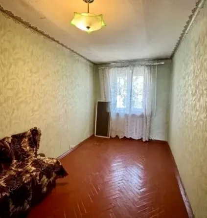 Продам 3к.кв. Кировский р-н. мкр. Абакумова. Ориентир маг."Калинка". ул.Абакумова. Донецк