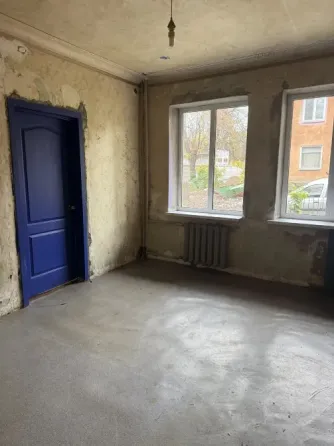 Продам 2х Калининский рынок. Донецк