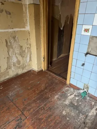 Продам 2х Калининский рынок. Донецк