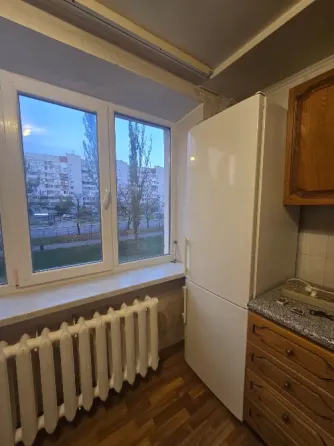 3 к.кв 2/9 Ильича,85. Калининский. Донецк