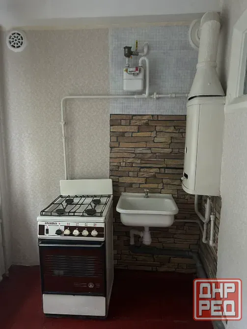 Продам 1ком.хорошего состояния недорого на Ветке Донецк - изображение 1