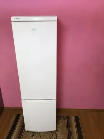 Холодильник бу Zanussi 2 метра Харцызск