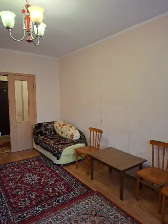 Новострой, 1к. кв-ра, б-ца Вишневского, пр-кт Панфилова Донецк