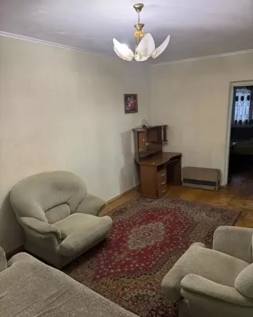 сдам 3ёх комнатную квартиру Донецк