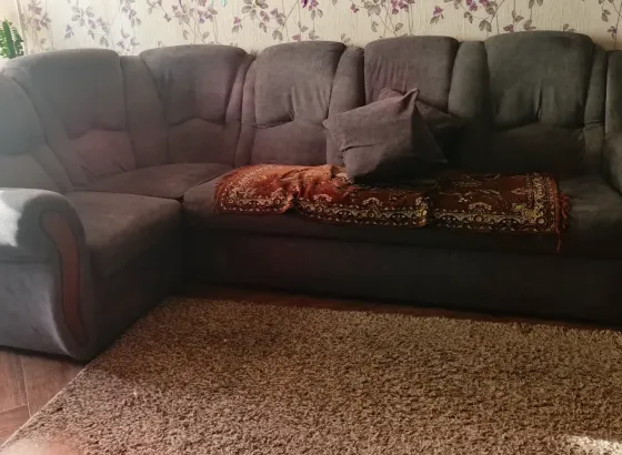 Продам диван и кресло . Макеевка Зеленый Макеевка