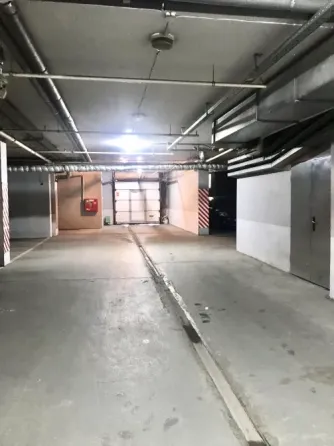 Продам машиноместо в подземном паркинге проспект Ильича 21а. Донецк