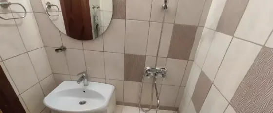 сдам 3ёх комнатную квартиру Донецк