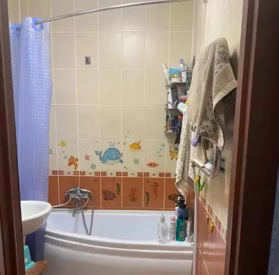 сдам 2ух комнатную квартиру Донецк