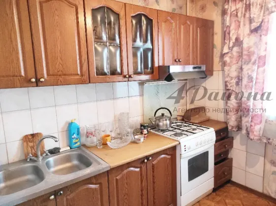 Продам 1 комн п. Юбилейное Луганск