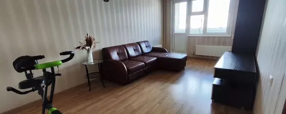 Сдаётся просторная трехкомнатная квартира площадью 65 м² на 8 этаж Донецк