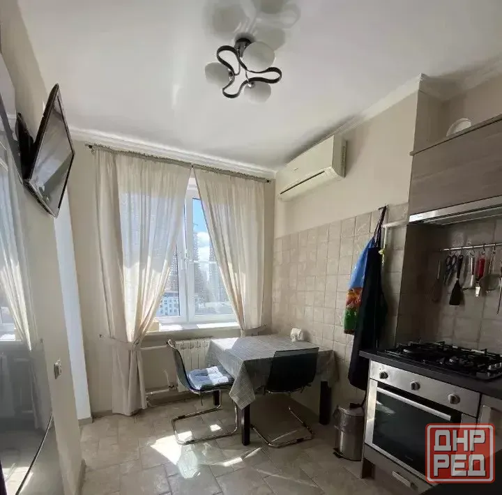 Сдаётся просторная двухкомнатная квартира площадью 40 м² на 7 этаже Донецк - изображение 6