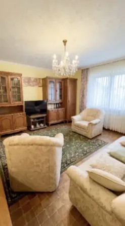 Продам 4 х комн квартиру в центре Донецк