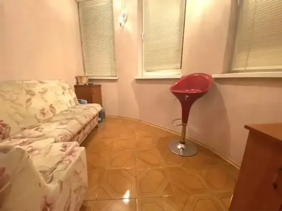 Сдаю двухкомнатную квартиру Донецк